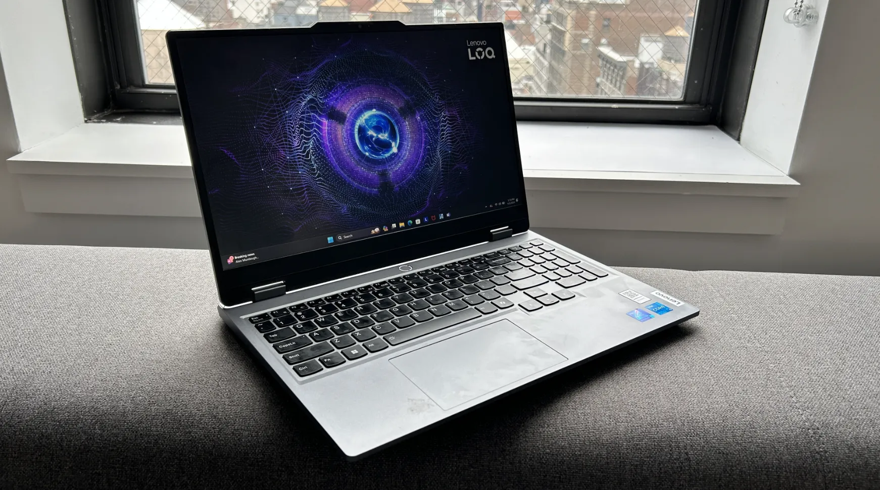 Lenovo LOQ 15